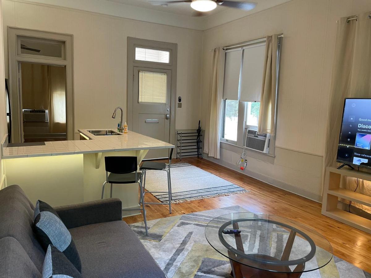 1322-#6 Downtown High Ceiling Big Size 1B Unit Apartment San Antonio Exterior photo