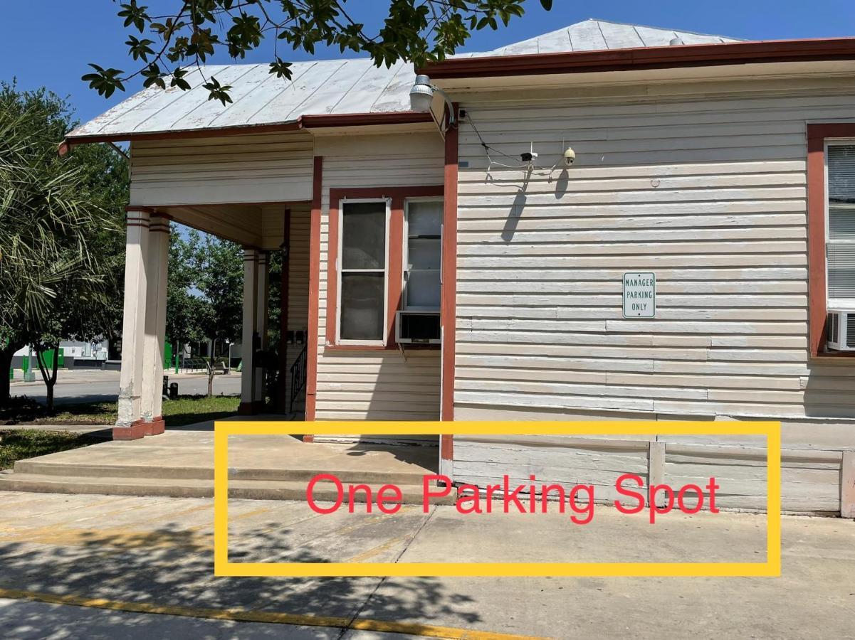 1322-#6 Downtown High Ceiling Big Size 1B Unit Apartment San Antonio Exterior photo